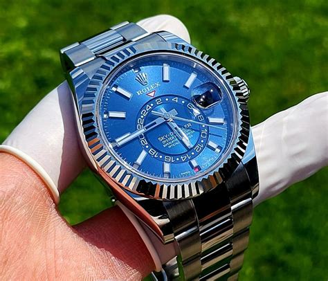 rolex sky dweller blau listenpreis|rolex sky dweller.